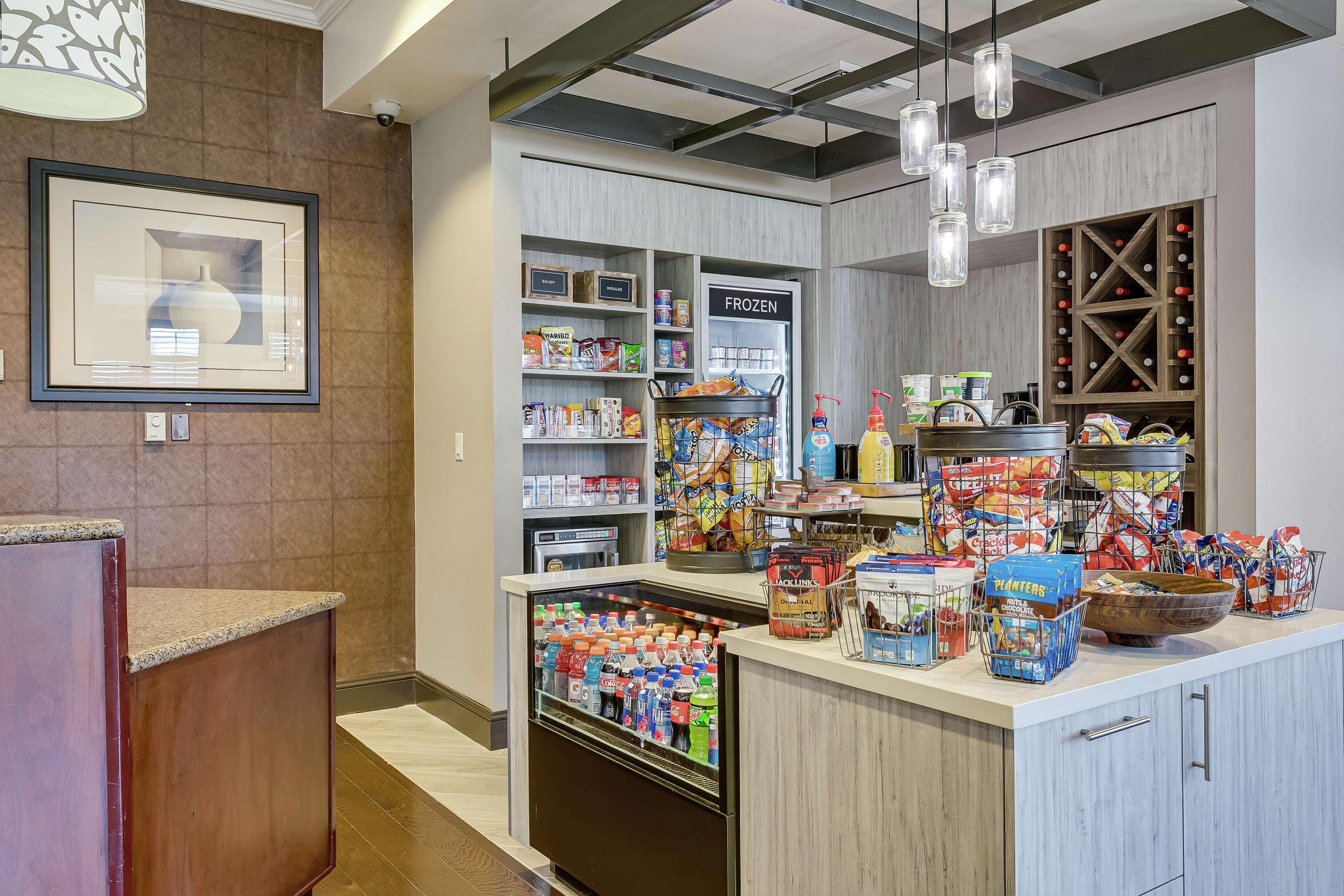 Hilton Garden Inn Phoenix Airport North Extérieur photo