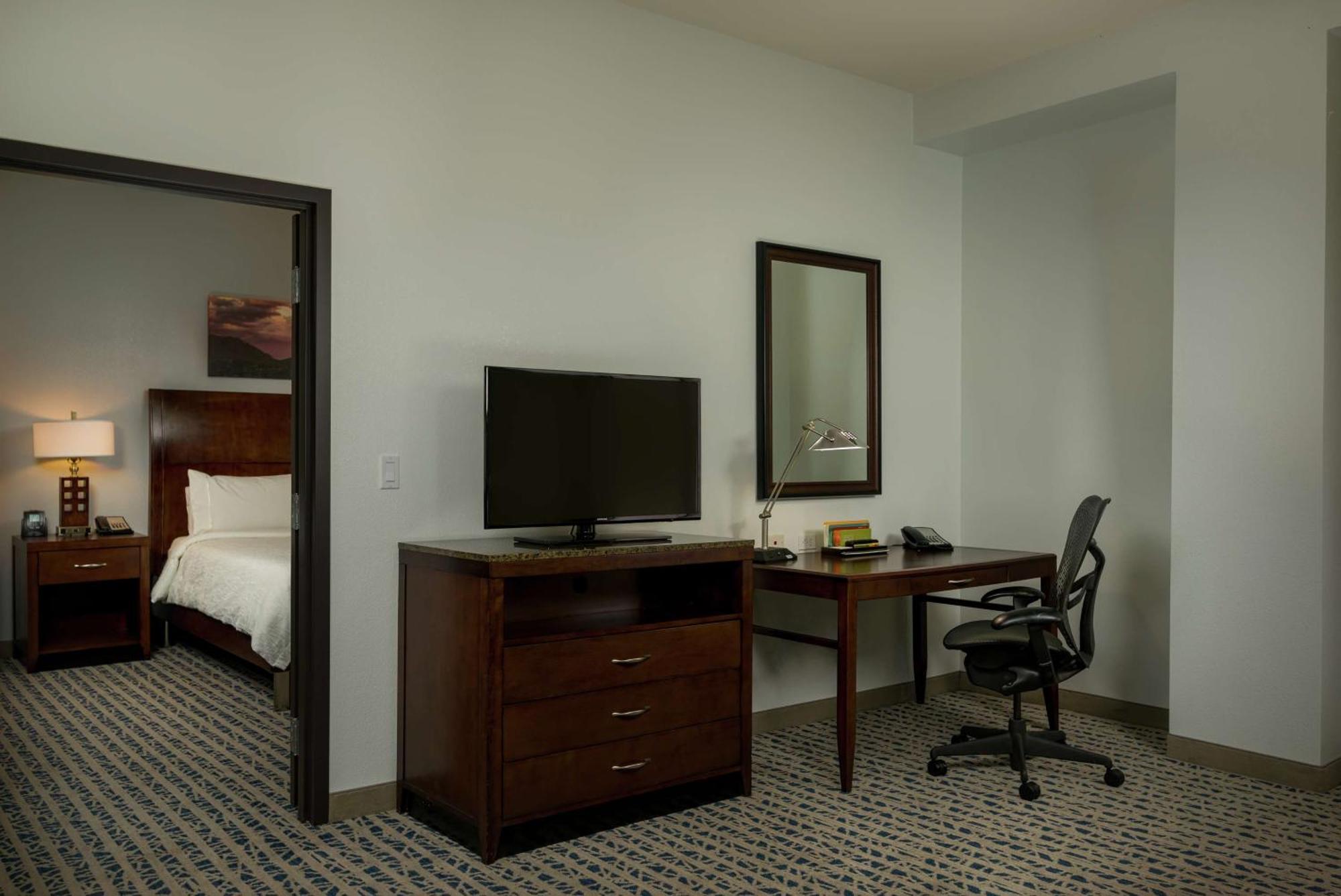 Hilton Garden Inn Phoenix Airport North Extérieur photo