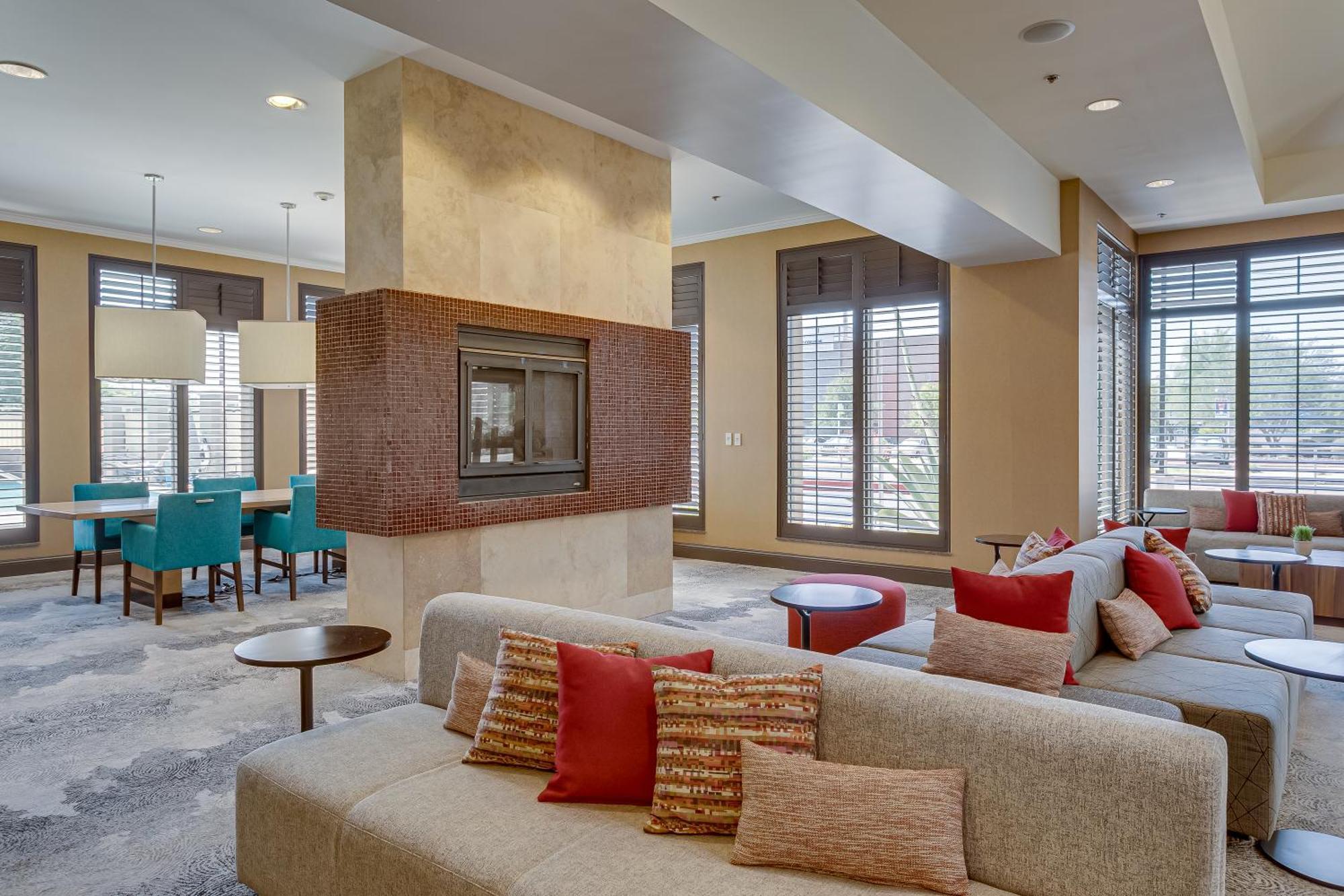 Hilton Garden Inn Phoenix Airport North Extérieur photo